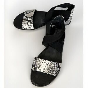 Sorel Ella II Sandal Womens Black White Snakeskin Elastic Strap Flat Sandals 7